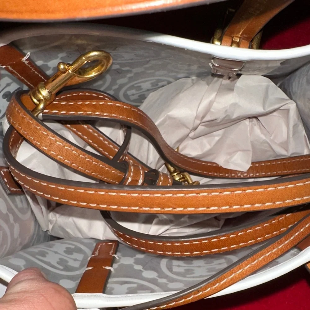 Tory Burch Transparent Tote with White and Tan Accents - Picture 3 of 6
